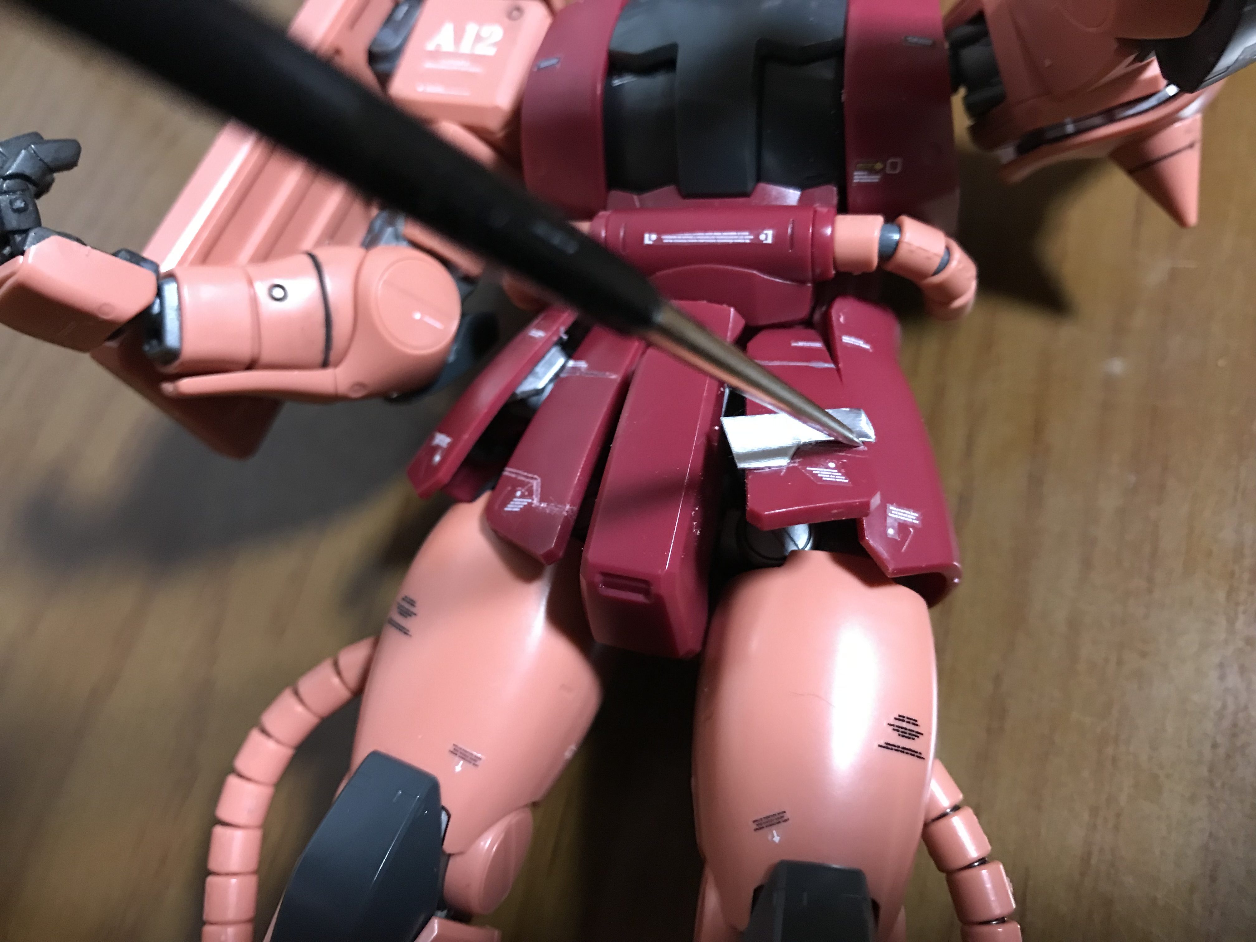 ガンプラ スジ彫り 初心者