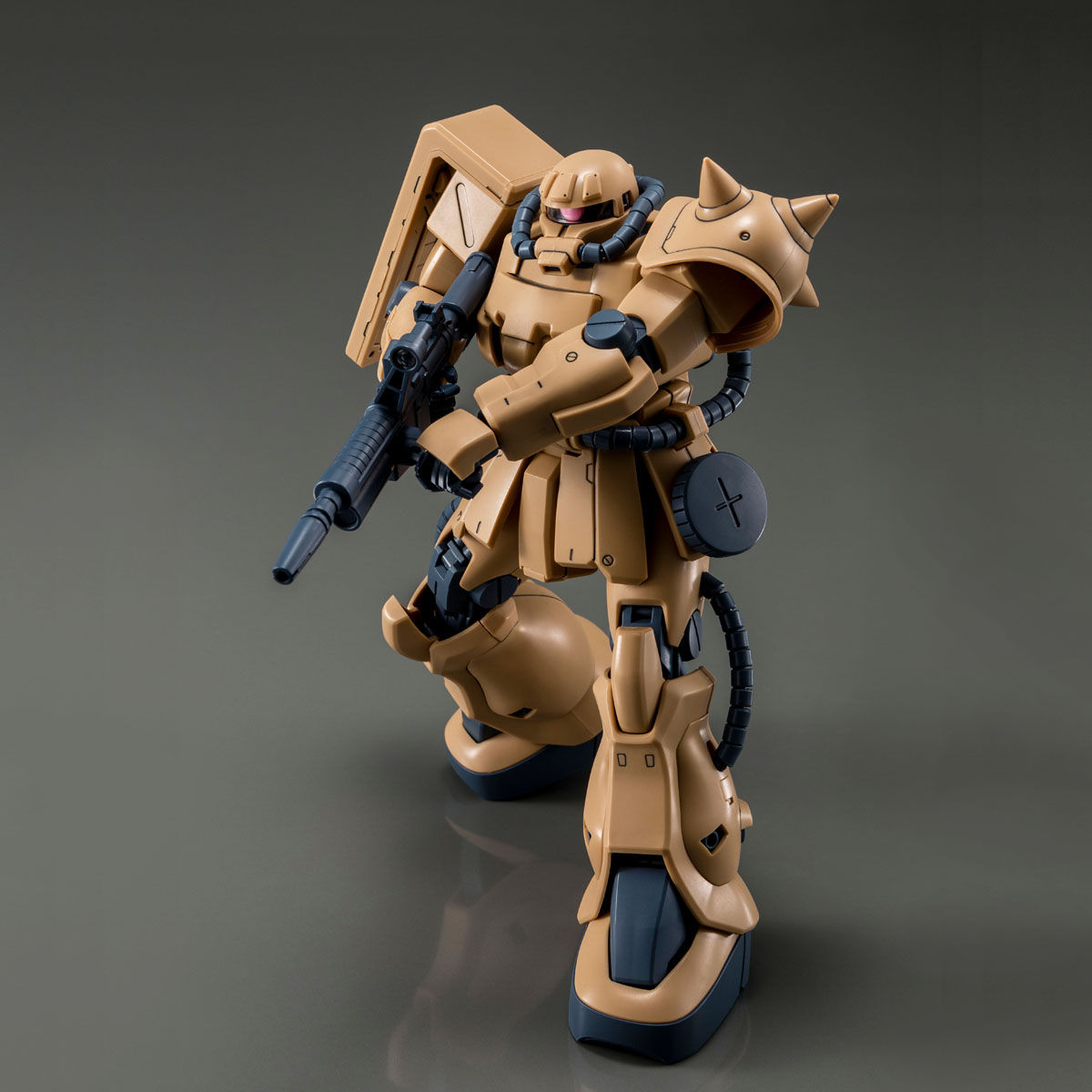 MG 1/100 MS-06F-2 ザクⅡ F2型（キンバライト基地仕様）