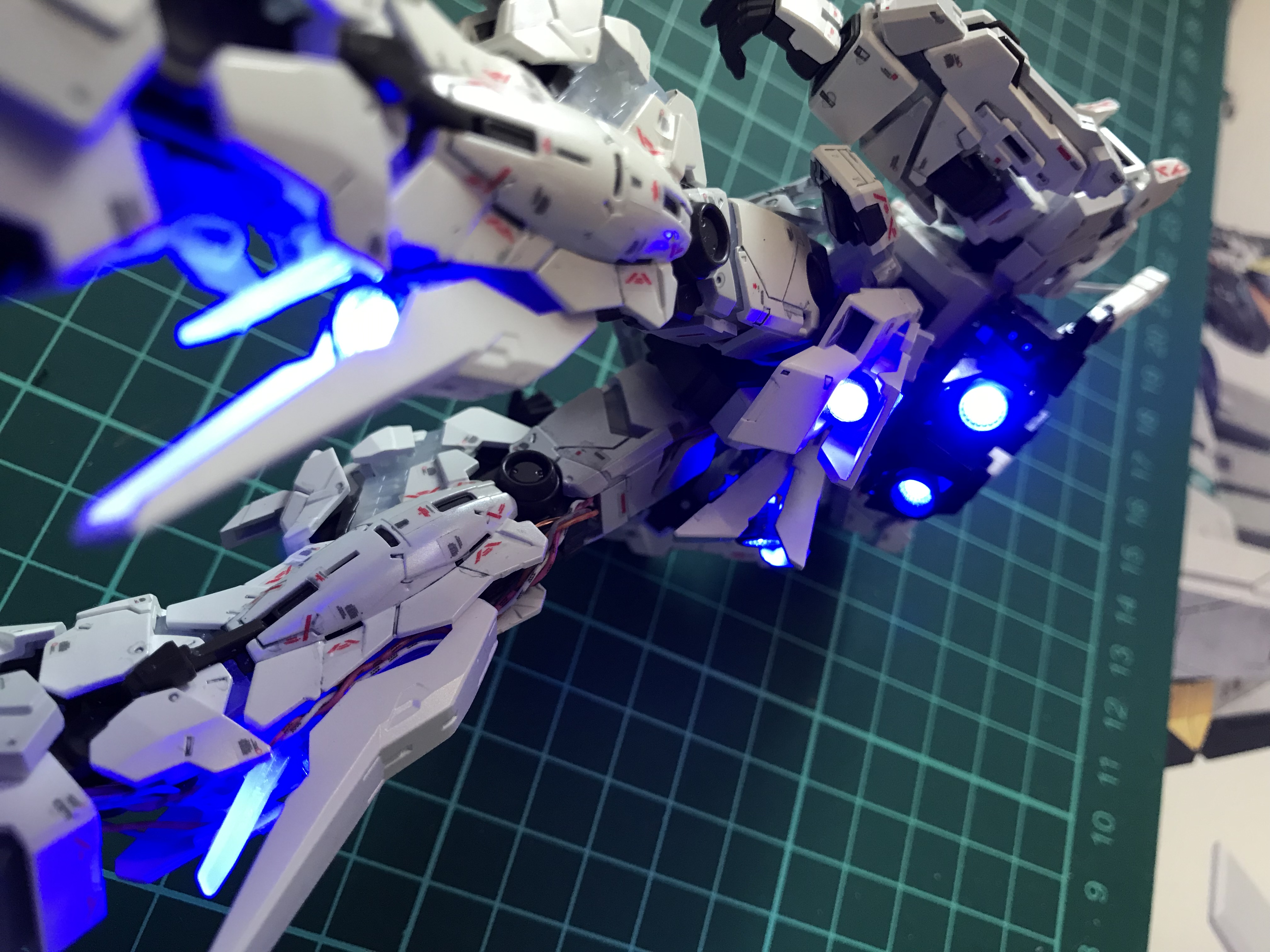 ｒｇ ユニコーン ガンダム 電飾